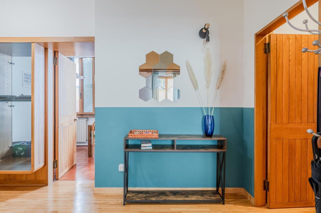 Apartamento Santa Croce - Chic Retreat In The Heart Of *